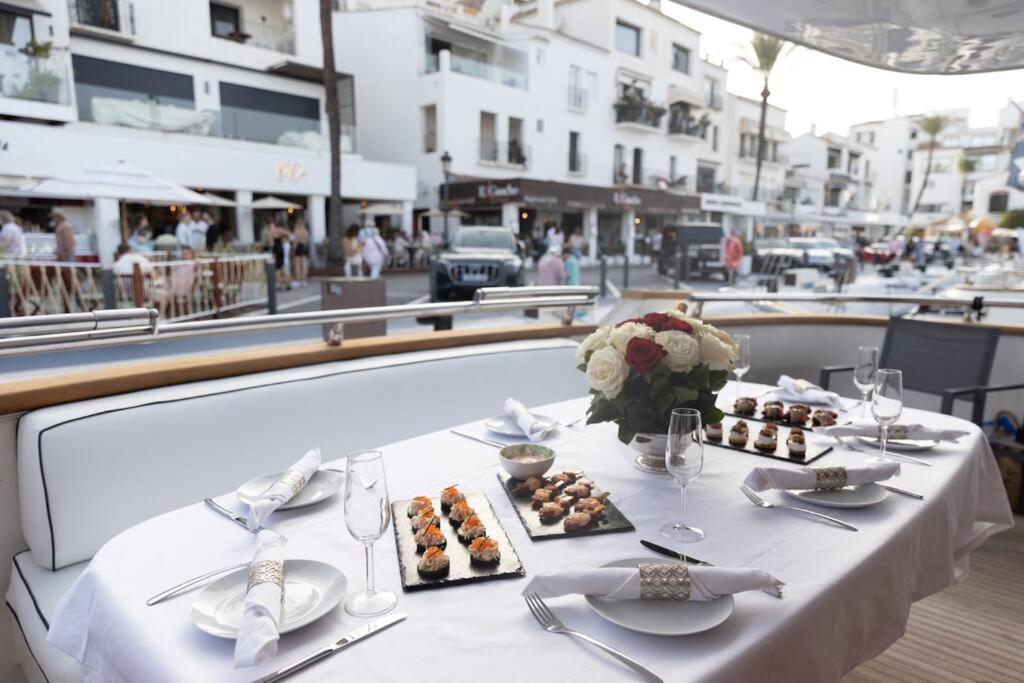 Super Yacht Located In Puerto Banus Hotel Marbella Exterior photo